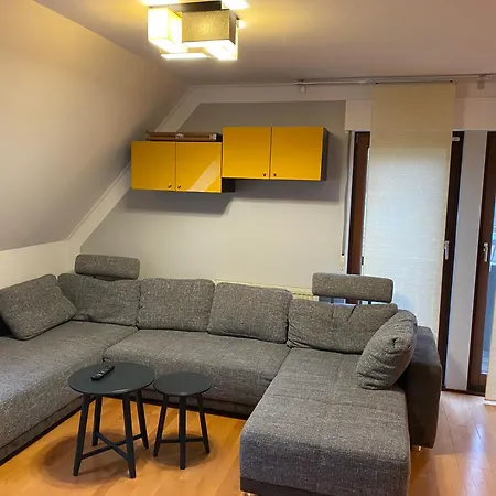 아파트 Monteurwohnung-Wohnen Auf Zeit-Ferienwohnung-Moebliertes Wohnen