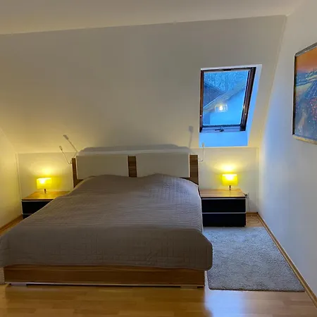 Apartamento Monteurwohnung-Wohnen Auf Zeit-Ferienwohnung-Moebliertes Wohnen *