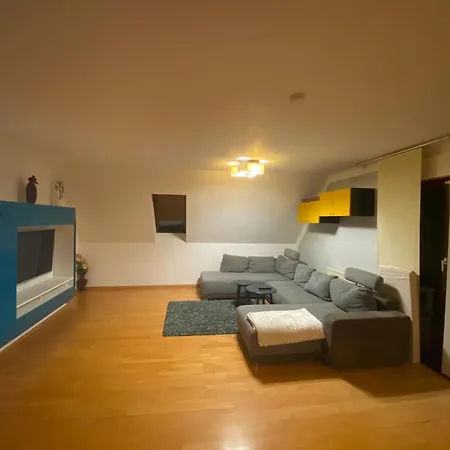 Monteurwohnung-Wohnen Auf Zeit-Ferienwohnung-Moebliertes Wohnen 아파트 *