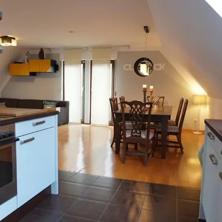 Lachristina Koeln-bonn-siegburg Apartment